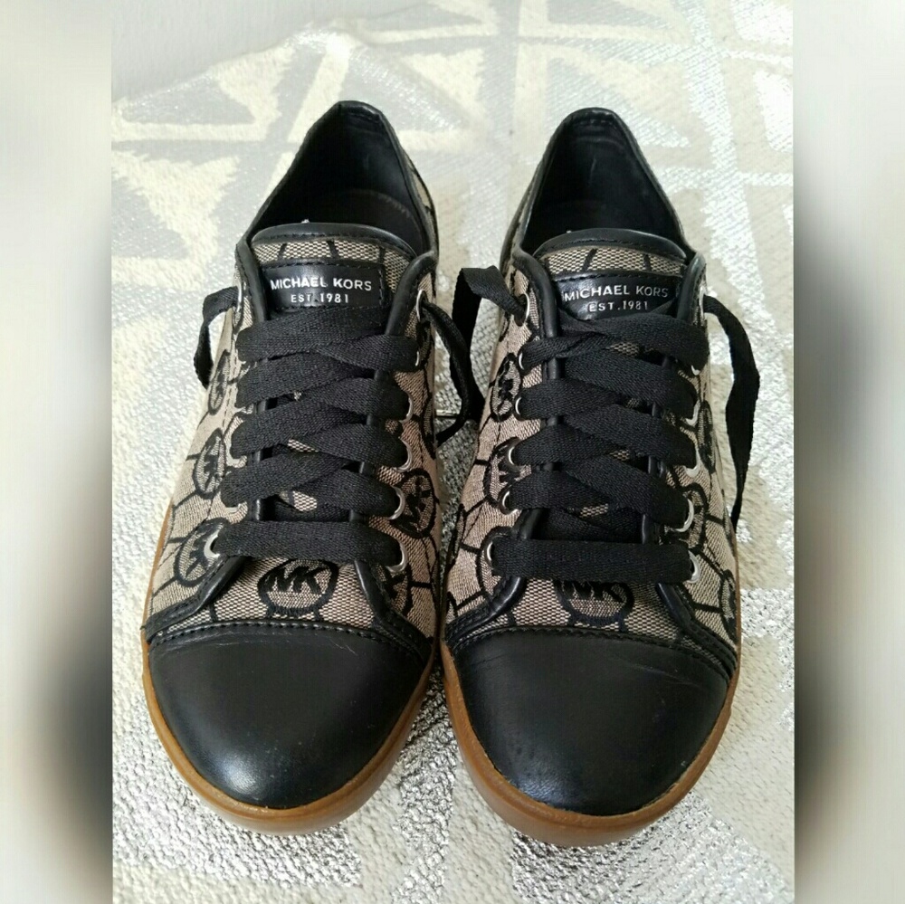 Michael Kors Logo Fashion Sneakers